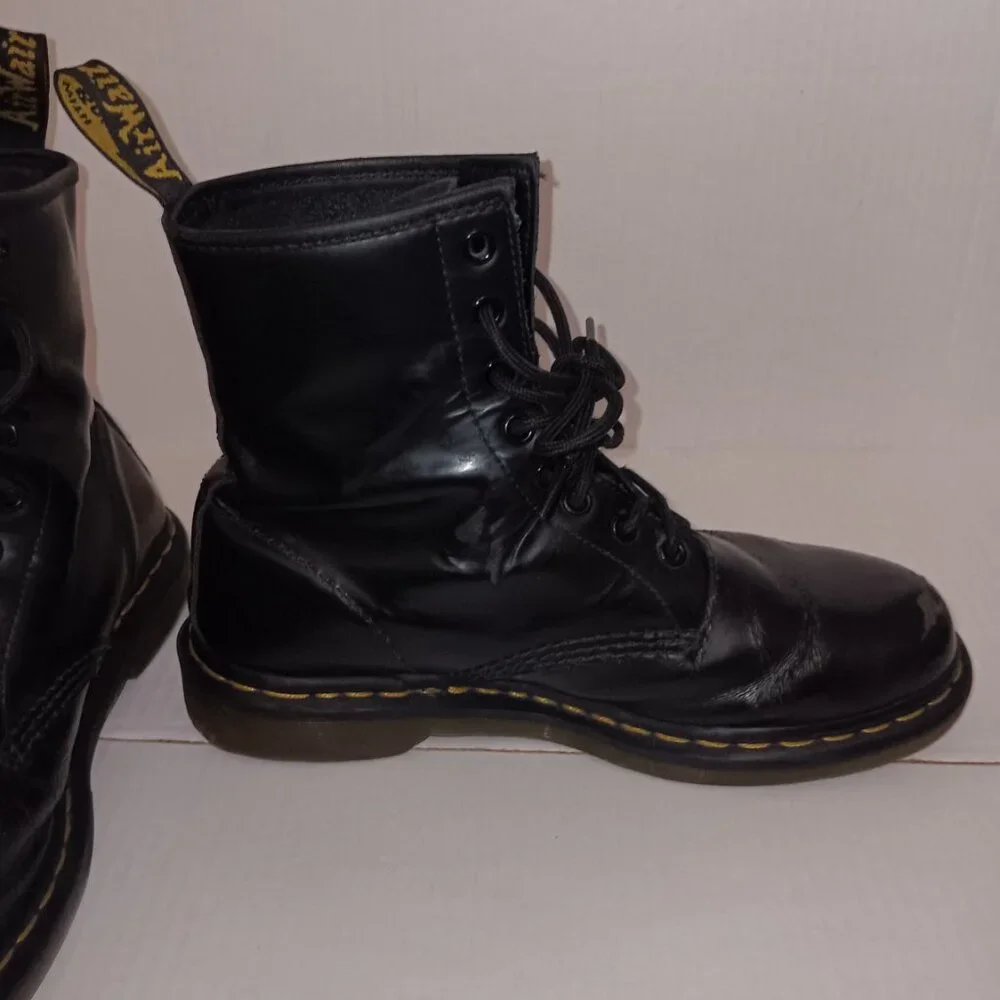 DR. MARTENS  WOMEN'S LACE-UP BOOTS - Picture 4 of 12